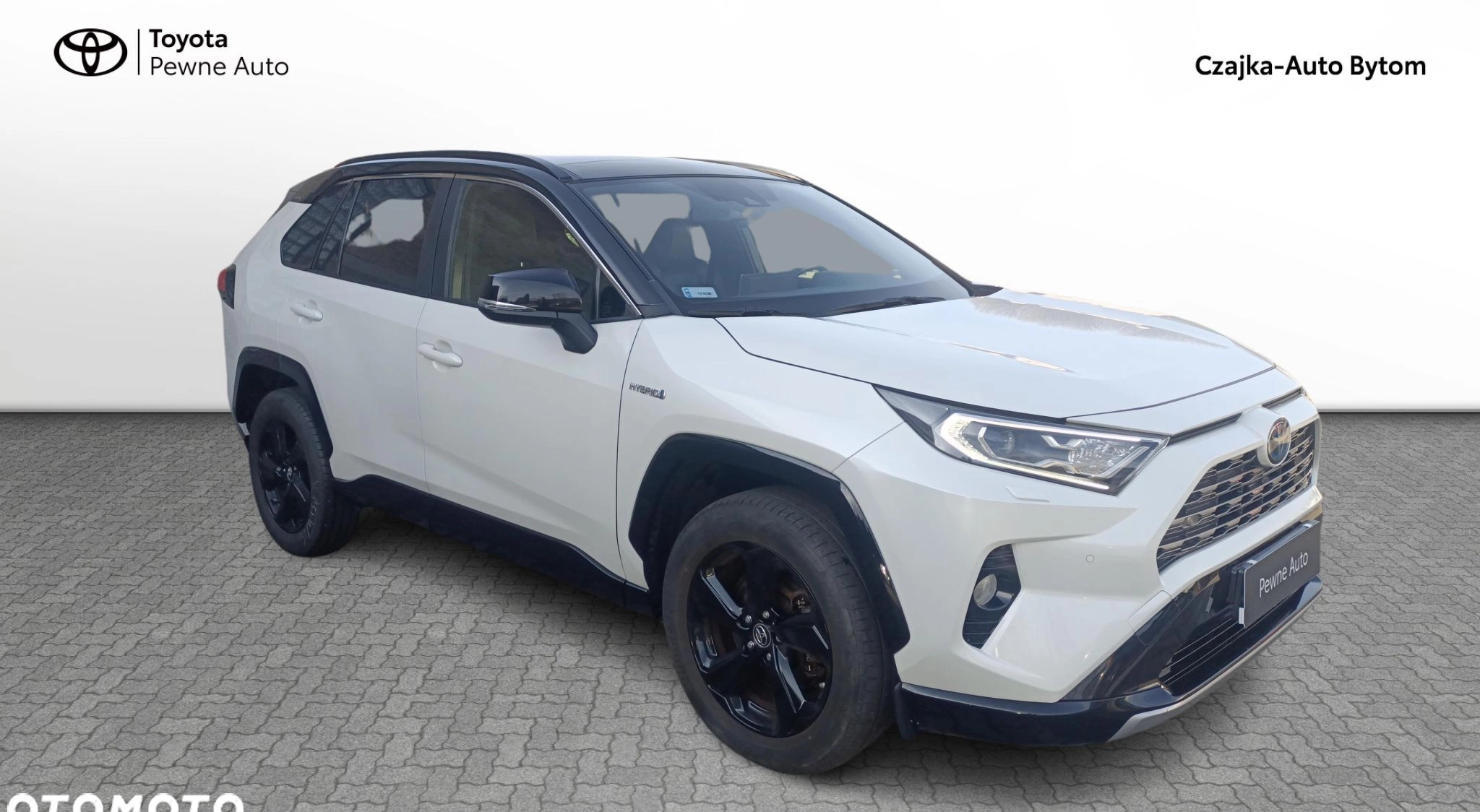 Toyota RAV4 cena 139900 przebieg: 121328, rok produkcji 2019 z Racibórz małe 232